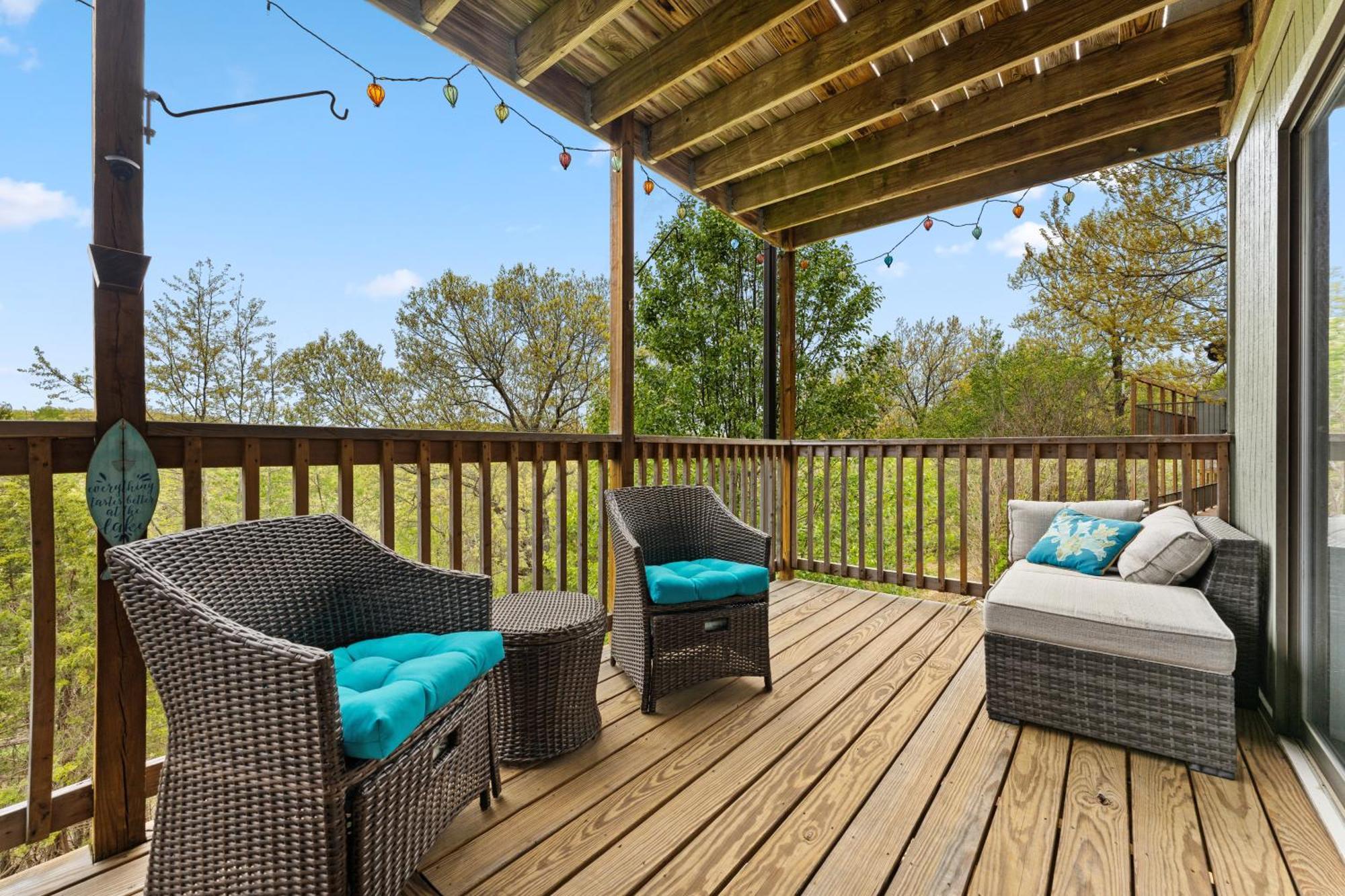 Free Silver Dollar Tickets & Other Attractions! Branson, Walk-in Available Apartment